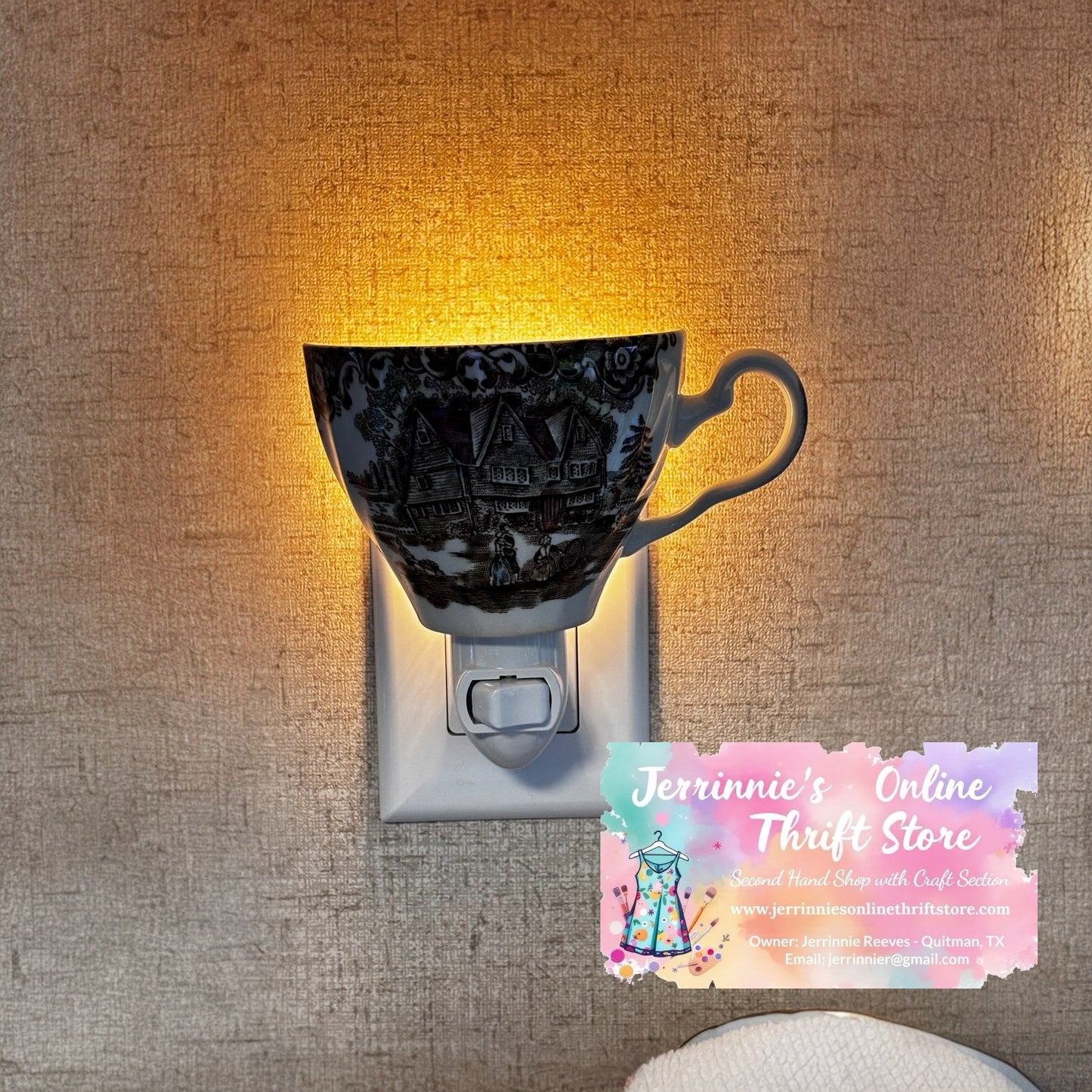 Johnson Brothers Heritage Hall Teacup Night Light & Saucer Set
