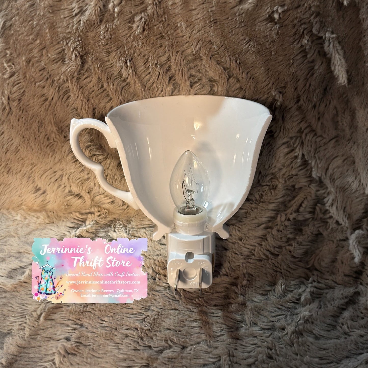 Vintage Floral Teacup Night Light 042526