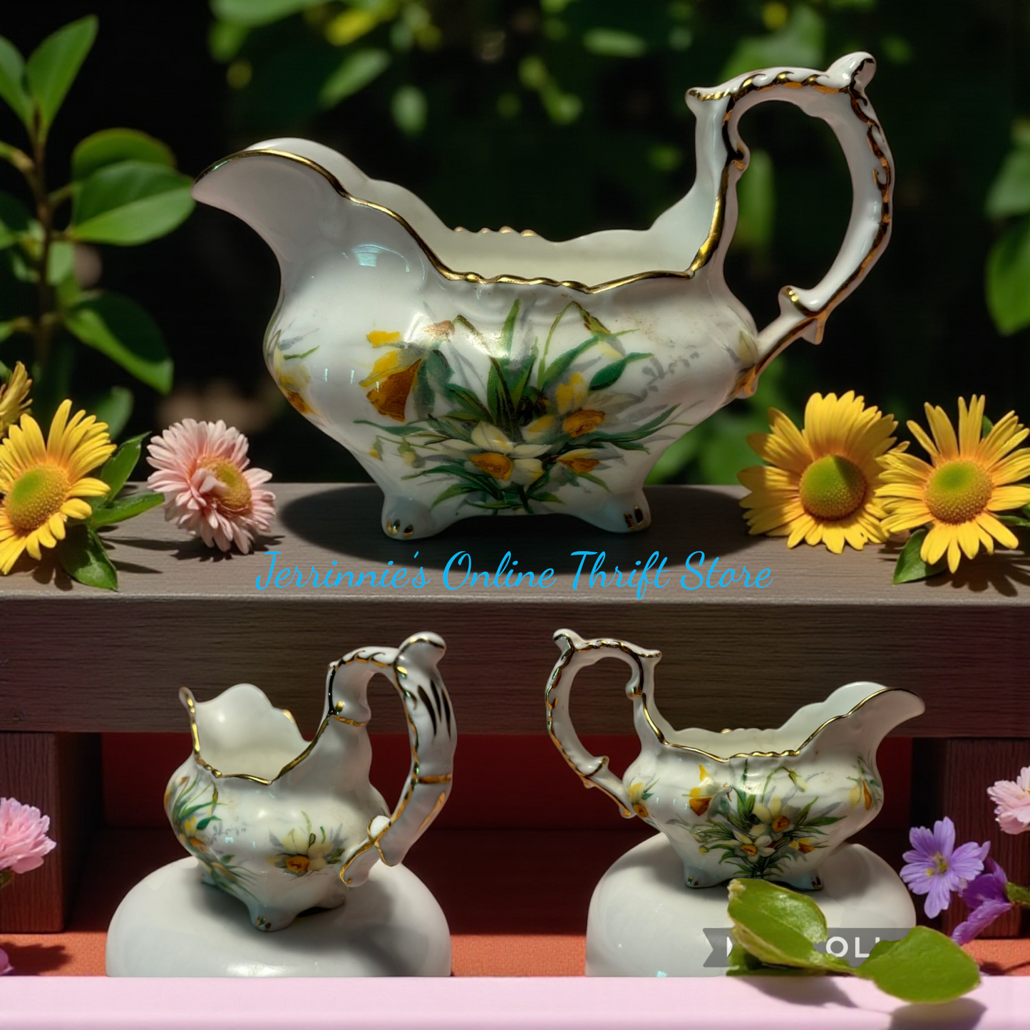 Hammersley Daffodil Pattern Sugar & Creamer Set