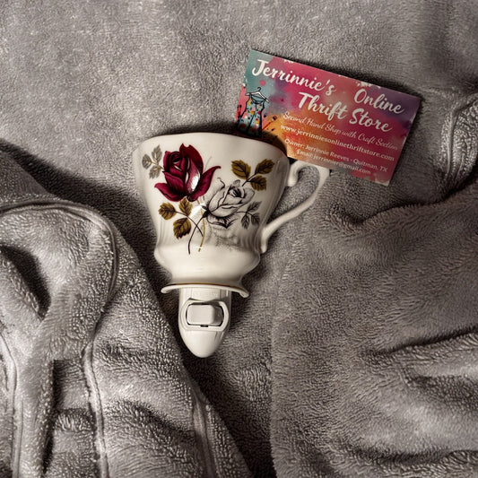 Elizabethan Fine Bone China Red Rose Tea Cup Night Light