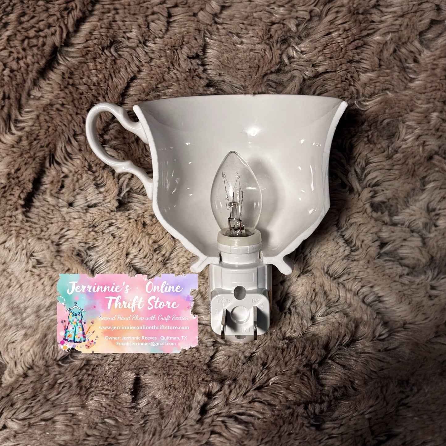 Vintage Clover & Orange Floral Teacup Night Light – Plug-In