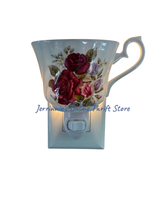 Bone Ash Victorian Night Light Tea Cup