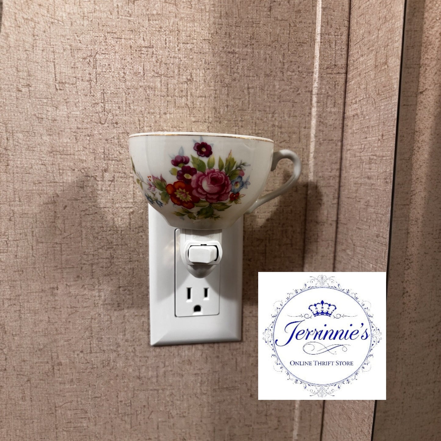 Vintage Yellow Rose Floral Teacup Night Light – Plug-In