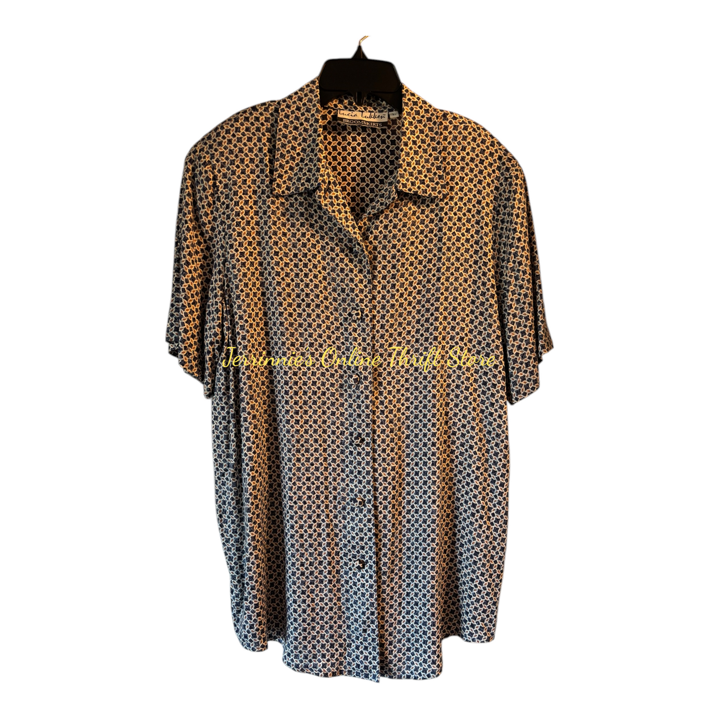 Lucia Lukken Broomskirts Women's Shirt