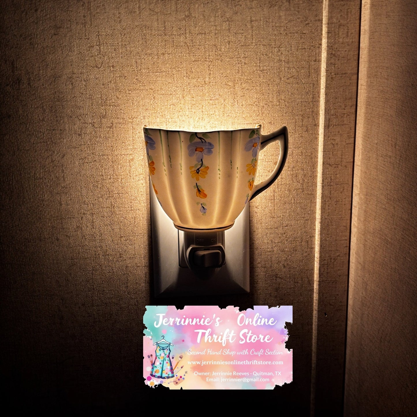Vintage Fluted Handcrafted Teacup Night Light