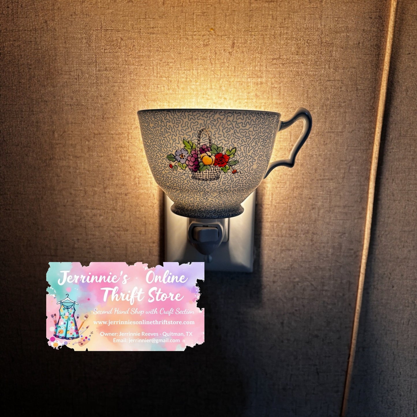 Longton Handcrafted Floral Basket Tea Cup Night Light