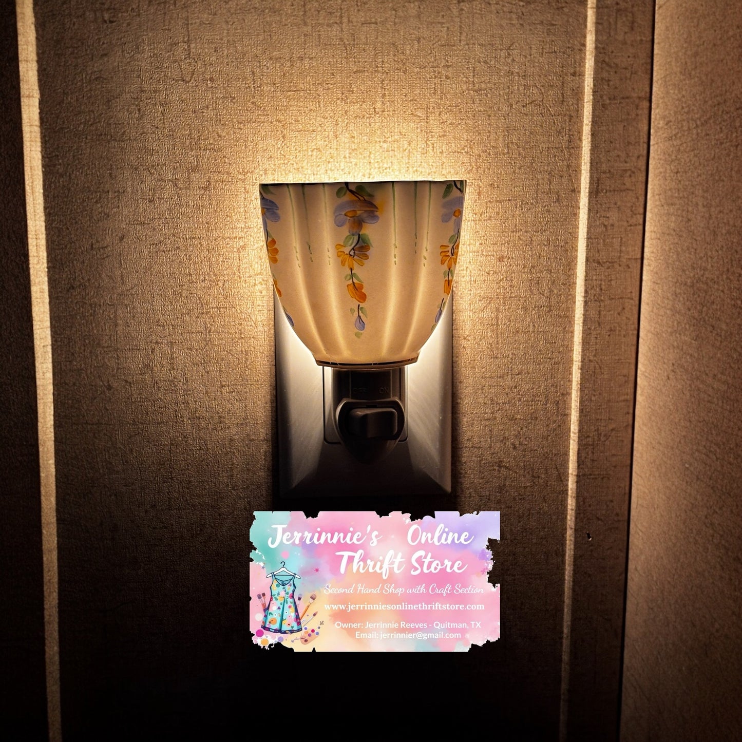 Vintage Fluted Handcrafted Teacup Night Light
