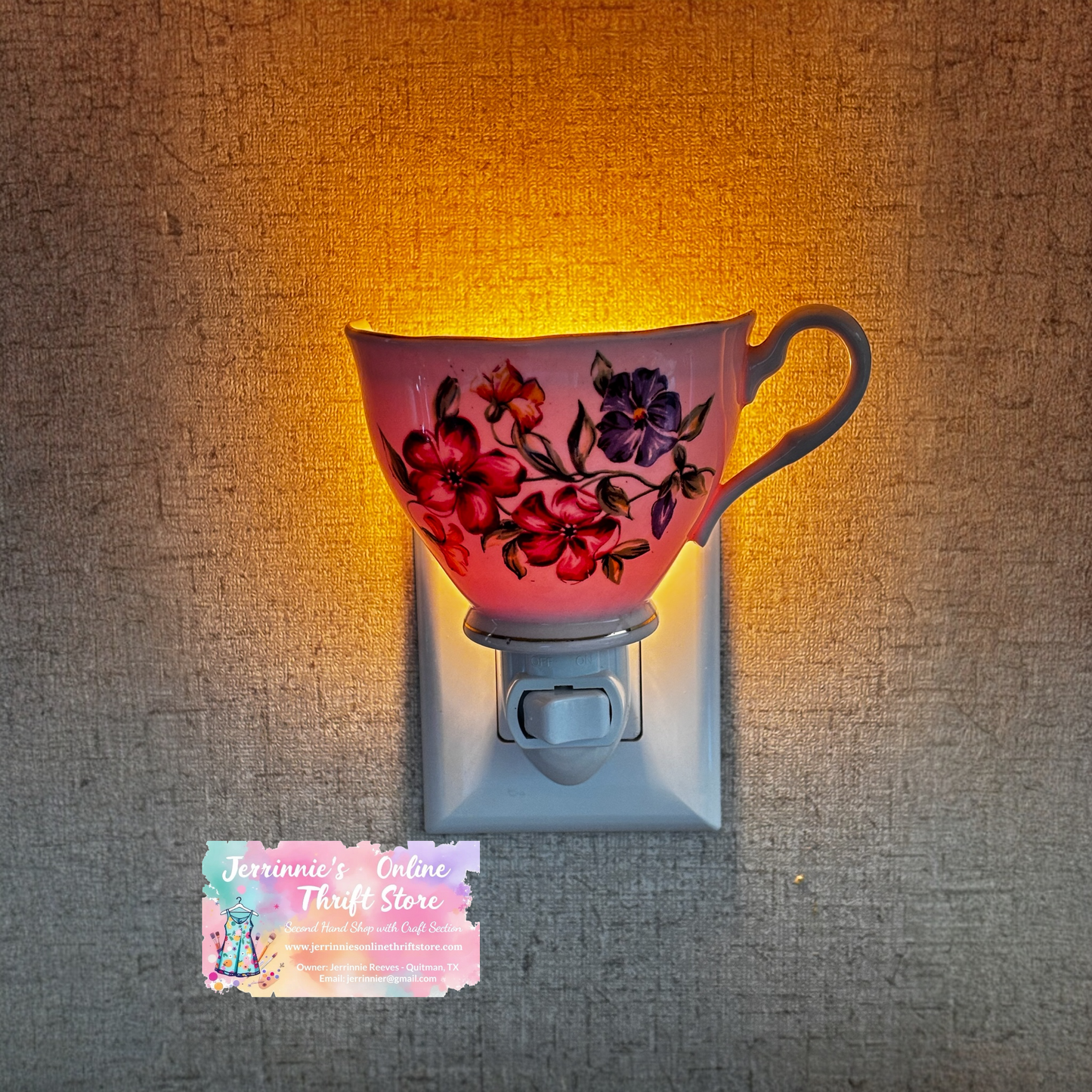 Vintage Colclough Pink Floral Teacup Night Light – Plug-In