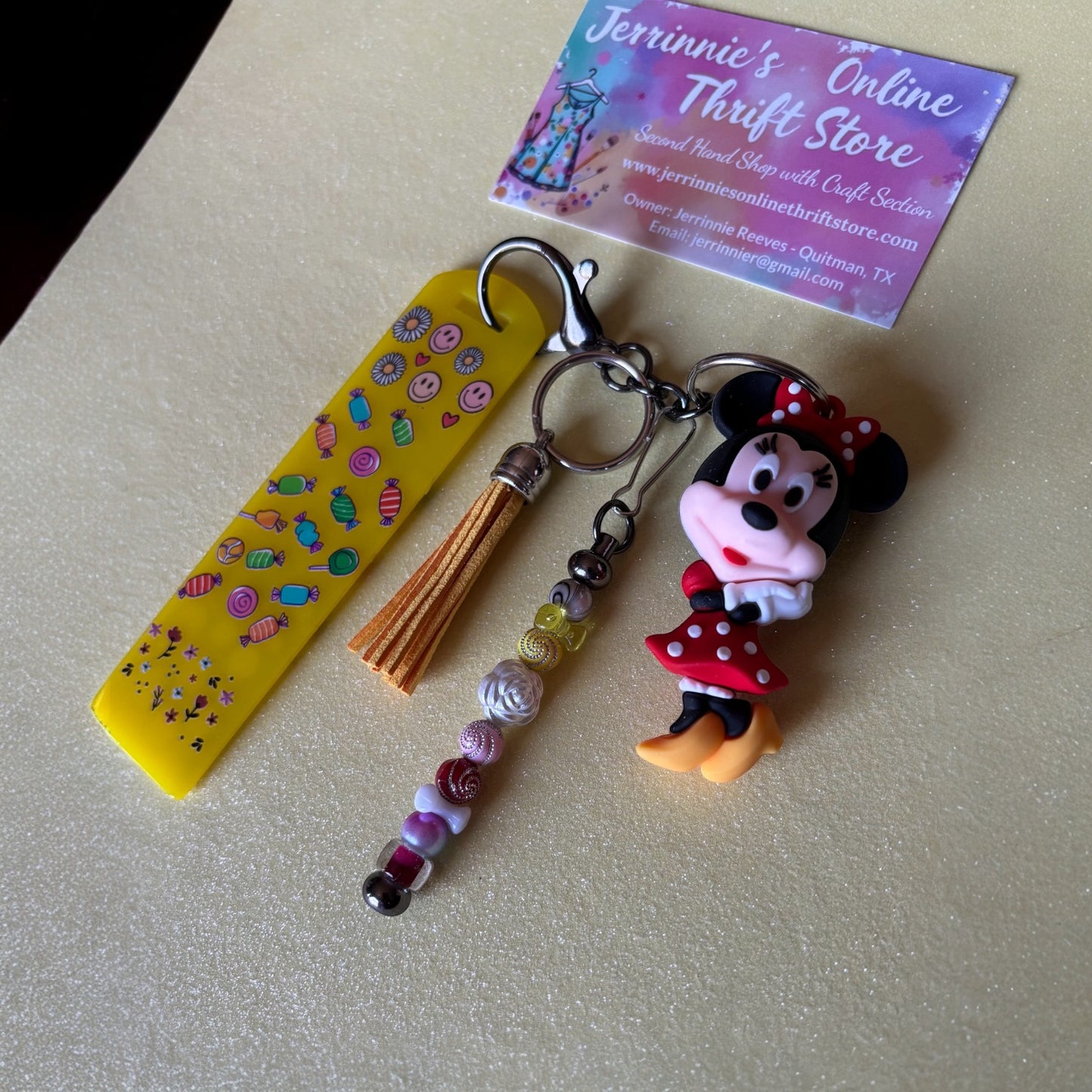 Minnie Mouse Charm Keychain - Disney Accessory