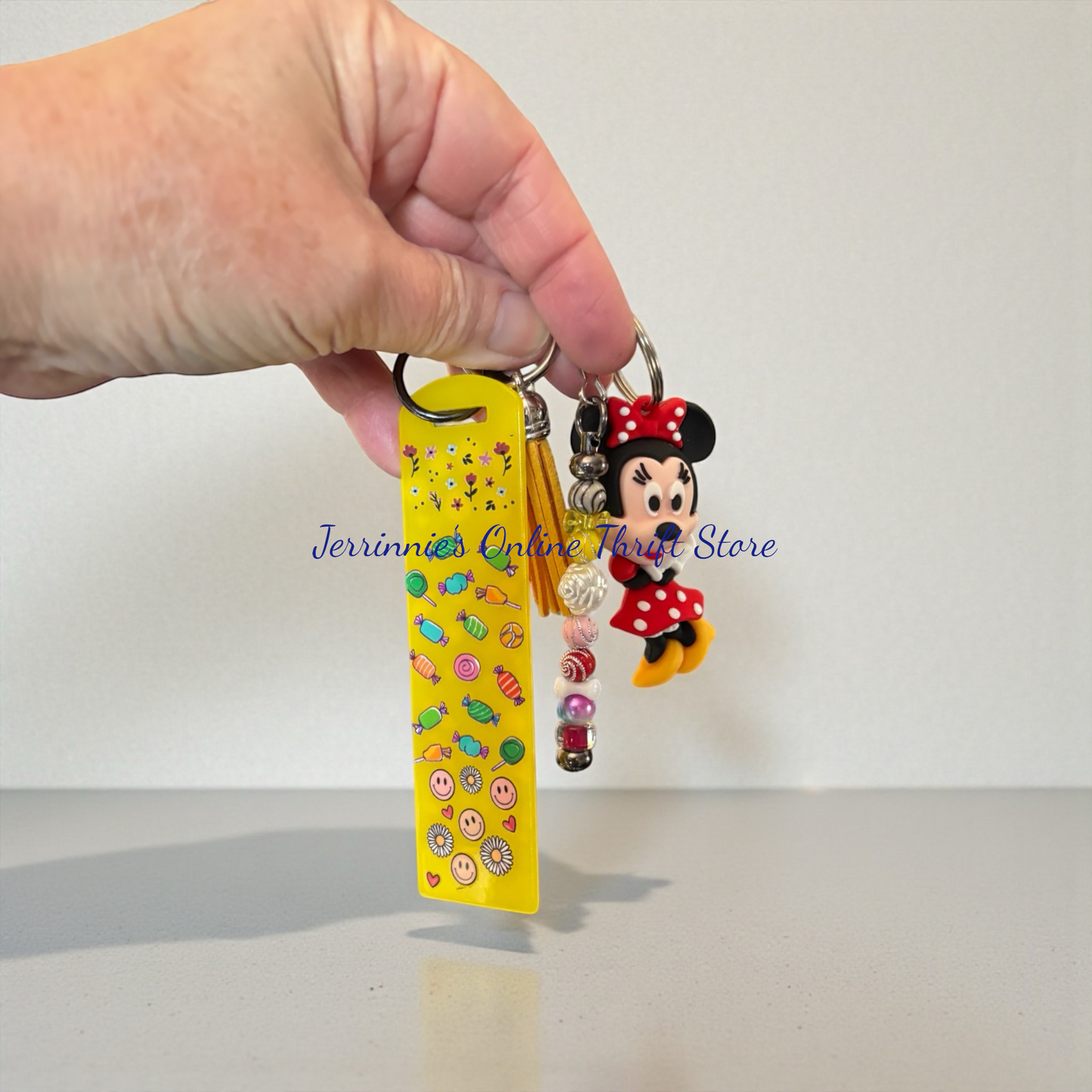 Minnie Mouse Charm Keychain - Disney Accessory