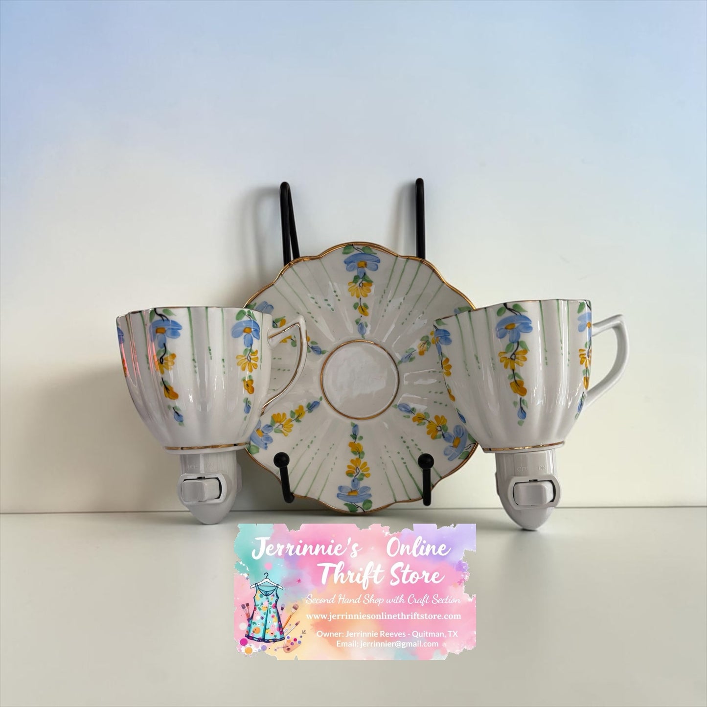 Vintage Fluted Handcrafted Teacup Night Light