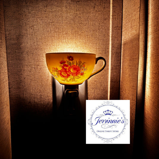 Vintage Yellow Rose Floral Teacup Night Light – Plug-In
